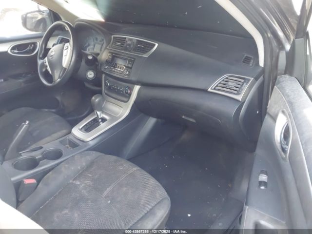 Nissan Sentra S Image 5