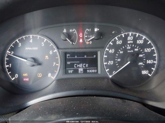 Nissan Sentra S Image 4