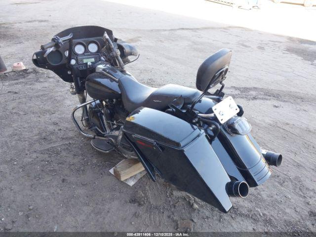 Harley-Davidson Flhtcui Image 10