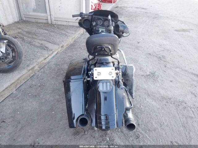 Harley-Davidson Flhtcui Image 11