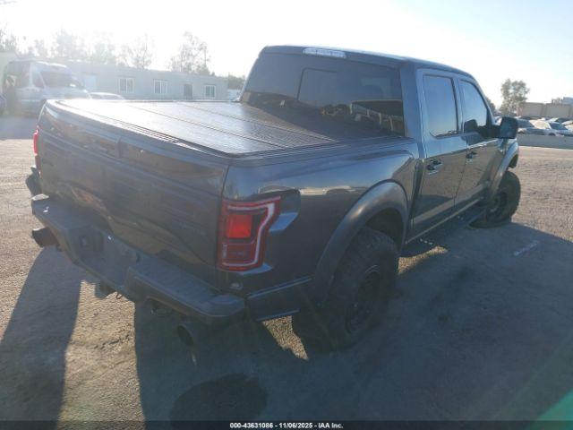Ford F-150 Raptor Image 5