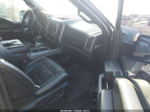 Ford F-150 Raptor Image 3