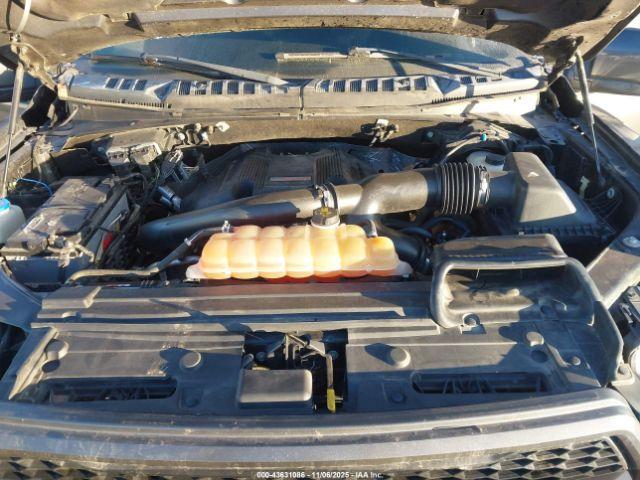 Ford F-150 Raptor Image 8