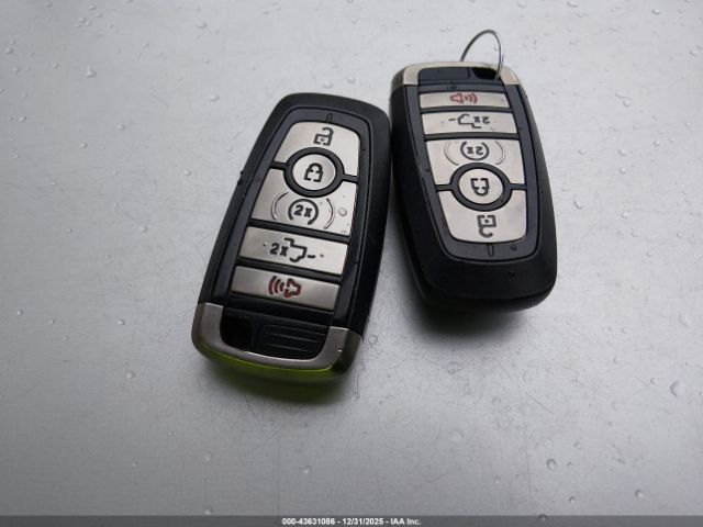 Ford F-150 Raptor Image 2