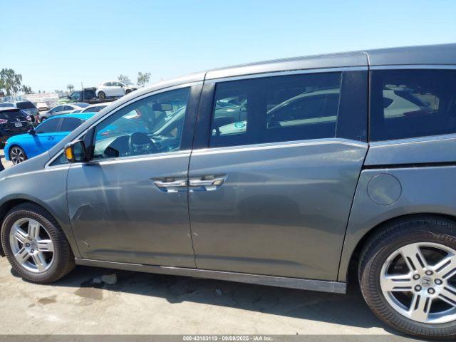 Honda Odyssey Image 12