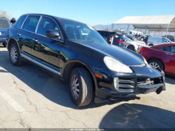  Salvage Porsche Cayenne
