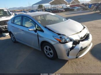  Salvage Toyota Prius