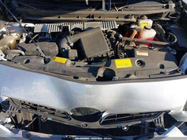 Toyota Prius Two Image 4