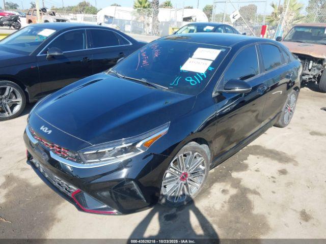 Kia Forte Gt Image 4