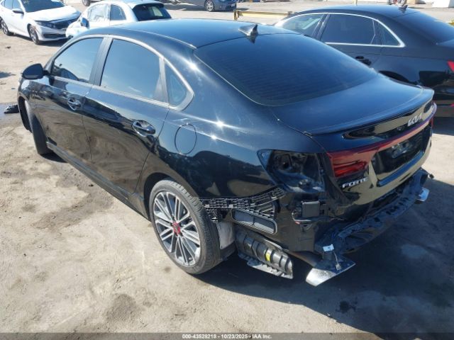 Kia Forte Gt Image 3