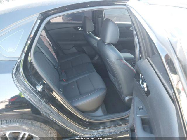 Kia Forte Gt Image 15