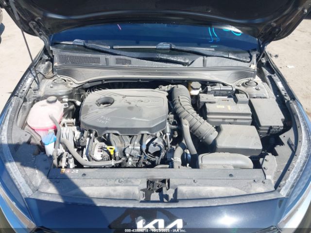 Kia Forte Gt Image 16