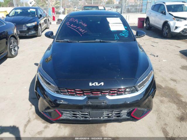 Kia Forte Gt Image 9