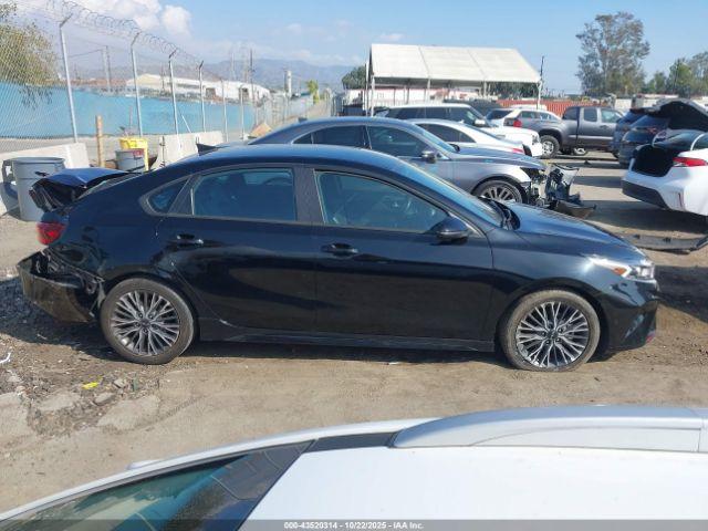 Kia Forte Gt-line Image 6