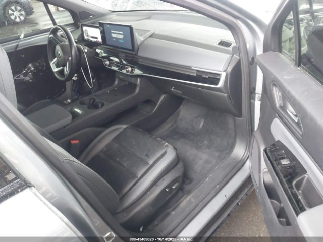 Honda Prologue Touring Image 8