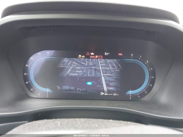 Volvo XC40 B5 Ultimate Dark Theme Image 2