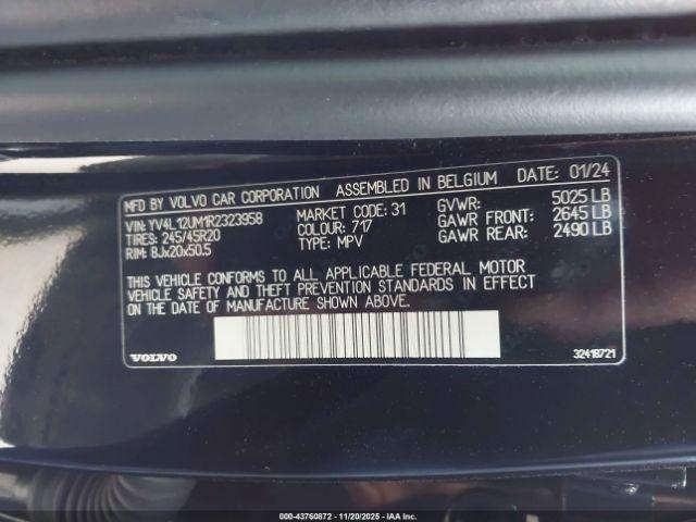 Volvo XC40 B5 Ultimate Dark Theme Image 13