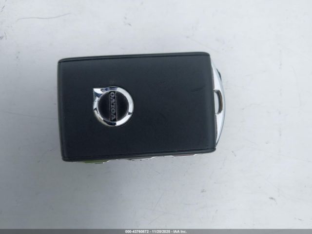 Volvo XC40 B5 Ultimate Dark Theme Image 10