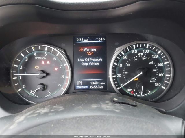 INFINITI Q60 Red Sport 400 Image 7