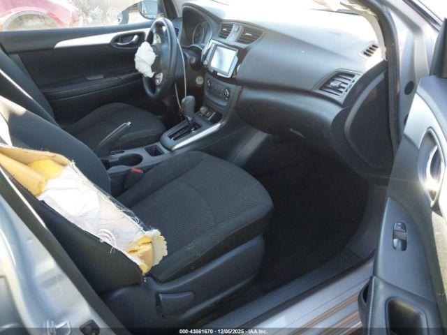 Nissan Sentra S Image 3