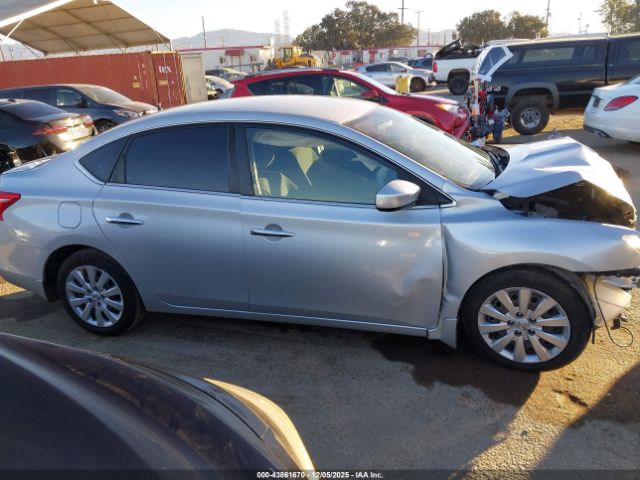 Nissan Sentra S Image 12