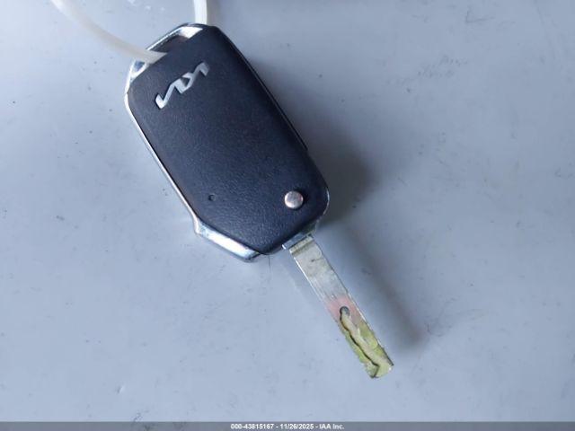 Kia Soul Lx Image 11