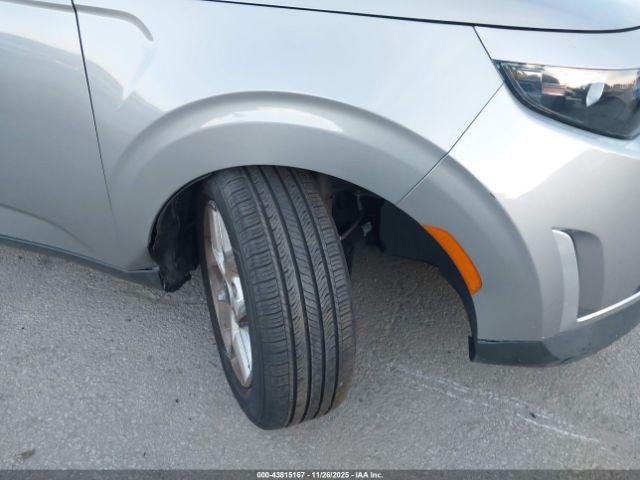 Kia Soul Lx Image 15