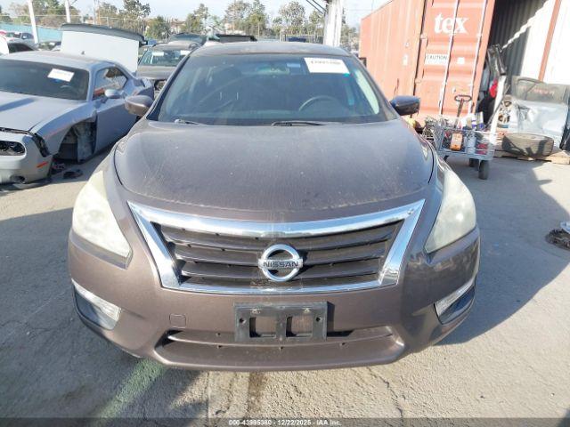 Nissan Altima 2.5 S Image 2