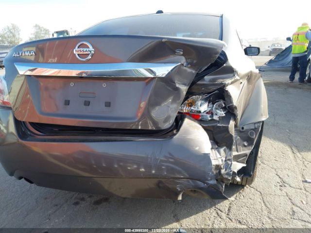 Nissan Altima 2.5 S Image 14