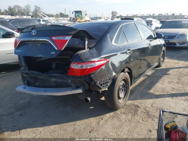 Toyota Camry Se Image 15