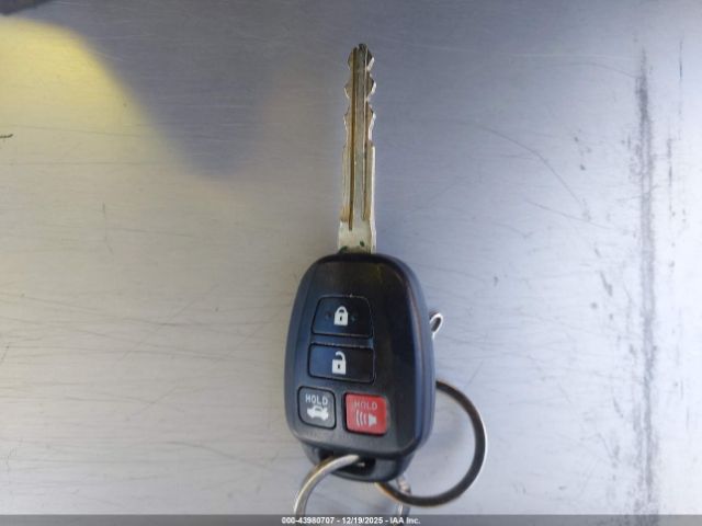 Toyota Camry Se Image 2