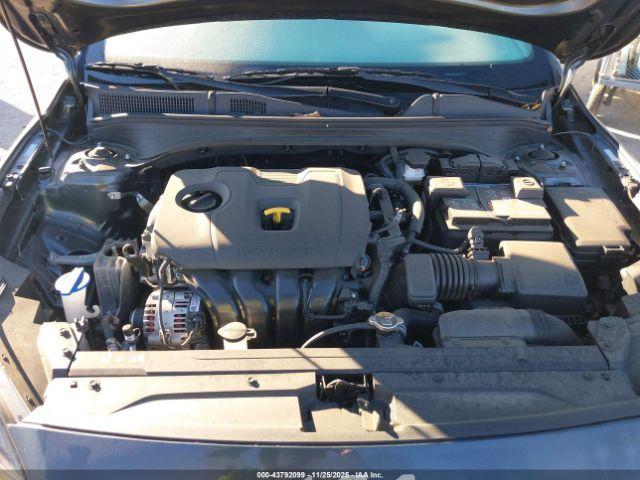 Kia Forte Lxs Image 8