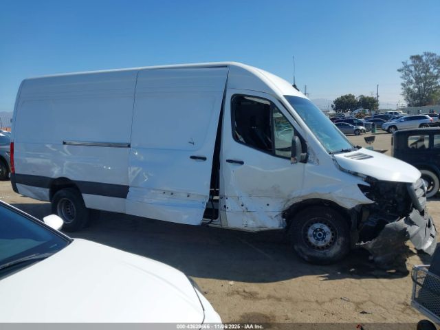 Mercedes-Benz Sprinter 3500 High Roof 4-cyl Diesel Ho Image 11
