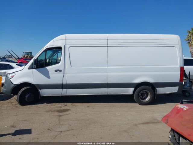 Mercedes-Benz Sprinter 3500 High Roof 4-cyl Diesel Ho Image 9