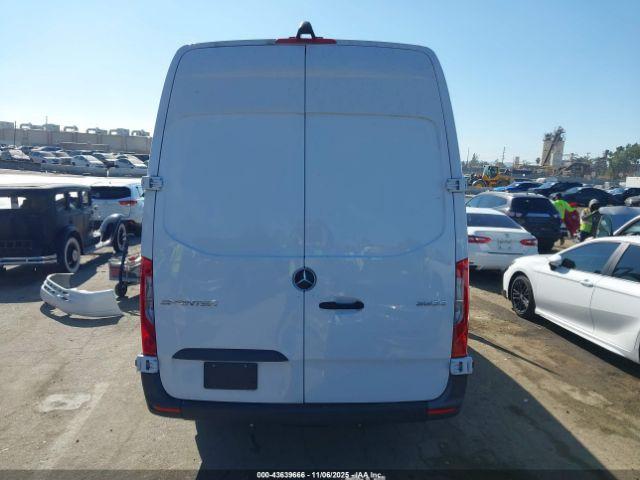 Mercedes-Benz Sprinter 3500 High Roof 4-cyl Diesel Ho Image 3