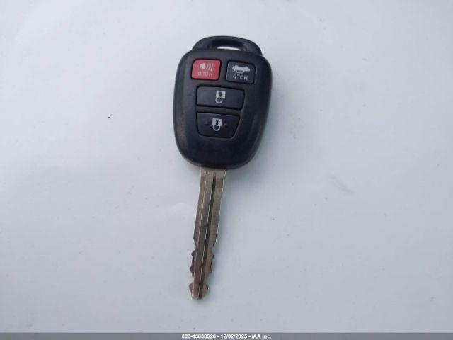 Toyota Corolla S Plus Image 9