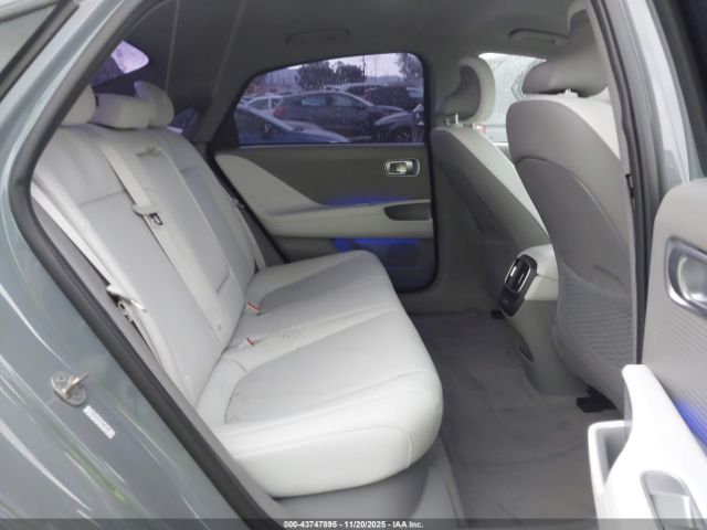 Hyundai Ioniq Sel Image 14