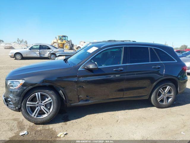 Mercedes-Benz GLC Suv Image 10