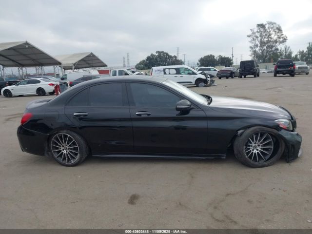 Mercedes-Benz C-Class Sedan Image 15