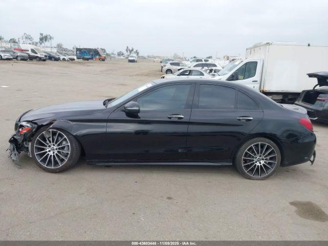 Mercedes-Benz C-Class Sedan Image 2