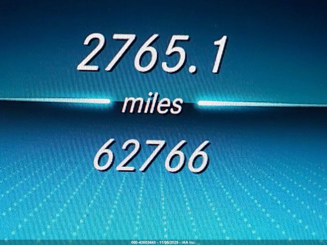 Mercedes-Benz C-Class Sedan Image 16