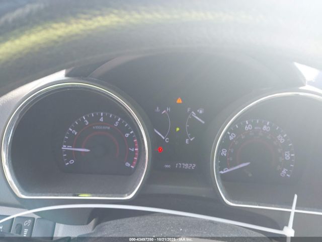 Toyota Highlander Base V6 Image 14