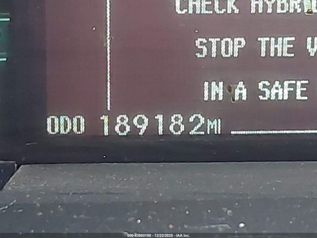 Toyota Prius Two Image 4