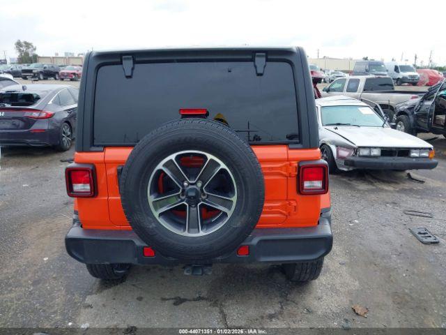 Jeep Wrangler 4-door Sahara 4x4 Image 5
