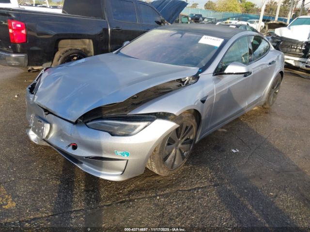Tesla Model S Rear-wheel Drive Image 9