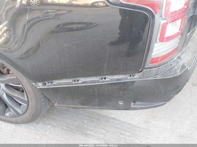 Land Rover Range Rover Image 10