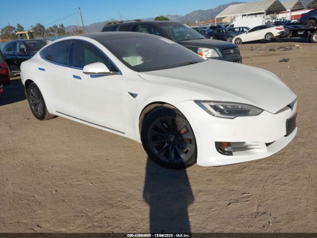 Tesla Model S Image 1