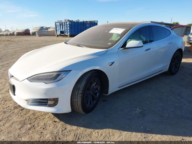 Tesla Model S Image 13