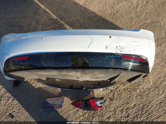 Tesla Model S Image 9