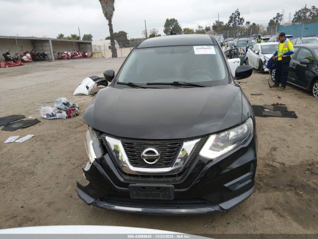 Nissan Rogue S Image 9